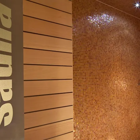 Hotel D - Design 4*