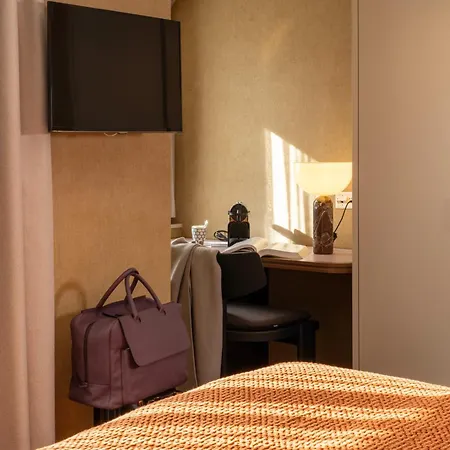 D - - Fully Renovated 2025 Hotel 4*